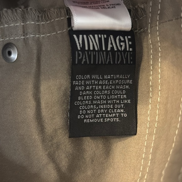 Kuhl Women’s Casual tan/khaki Hiking Shorts with pockets Sz 4 - Picture 8 of 9